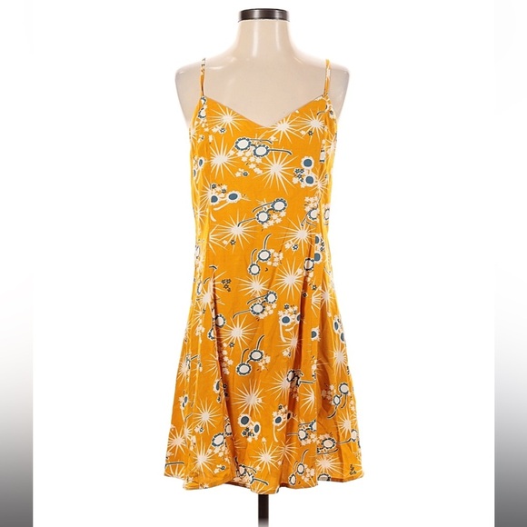NWT Modcloth On Cloud Nineties Shift Dress Sleeveless Yellow Sunglasses - Picture 7 of 7